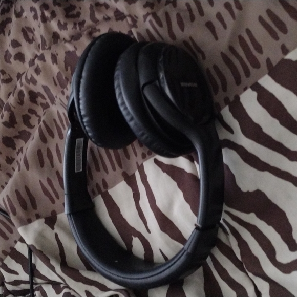 SYLVANIA WIRELESS HEADSET - Picture 2 of 4